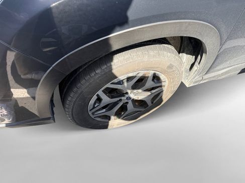 Used 2024 Subaru Forester Premium image 10