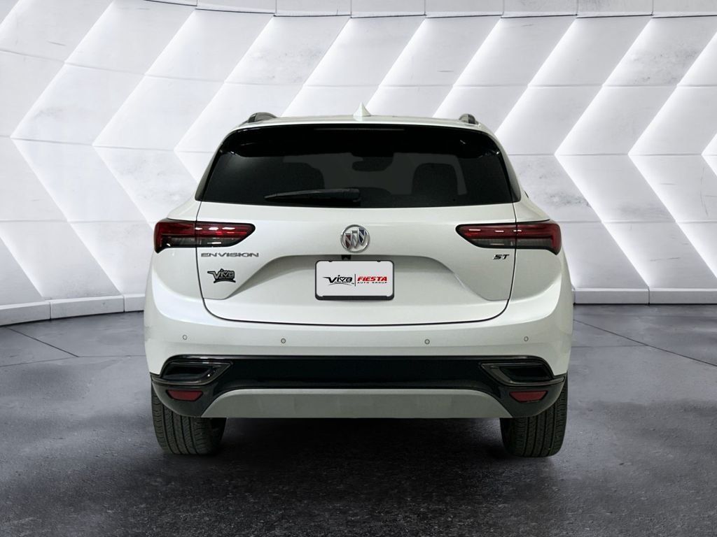 Used 2023 Buick Envision Essence w/ Sport Touring Package FWD image 5