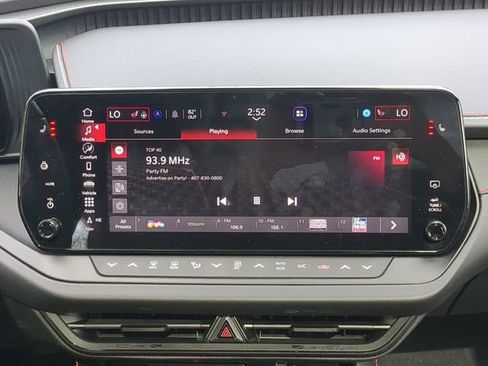 Used 2025 Dodge Charger R/T w/ Sun & Sound Package image 19