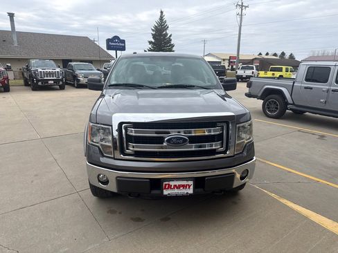 Used 2014 Ford F150 XLT w/ Trailer Tow Package image 8