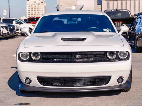 Used 2019 Dodge Challenger GT w/ Plus Package RWD image 2