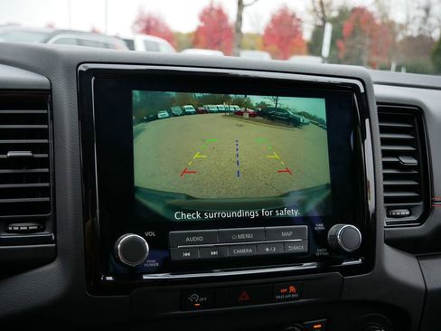 Used 2024 Nissan Frontier PRO-4X w/ Technology Package image 37