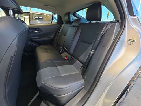 Used 2026 Toyota Prius XLE FWD image 26