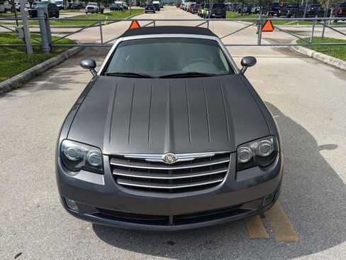 Used 2005 Chrysler Crossfire Limited image 9