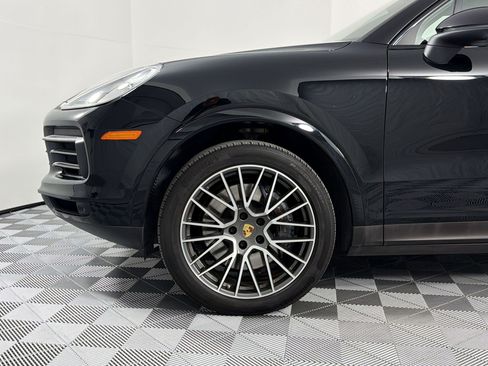 Certified 2023 Porsche Cayenne AWD/4WD image 26