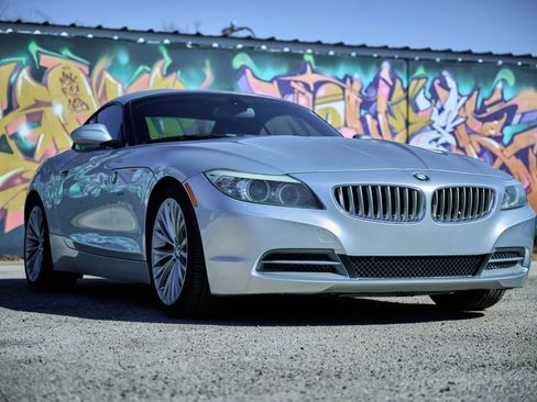 Used 2012 BMW Z4 sDrive35i image 3