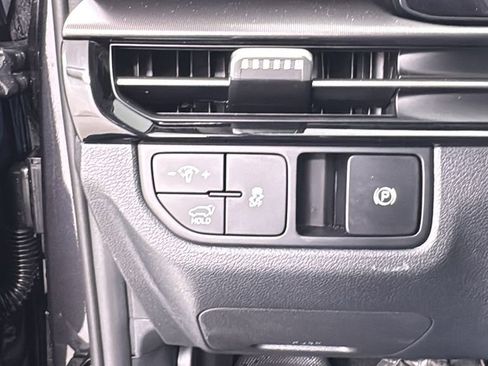 Used 2026 Kia Sportage EX image 33