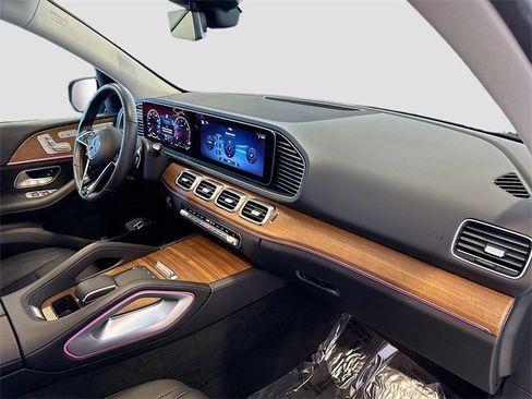 Certified 2024 Mercedes-Benz GLE 350 4MATIC image 32