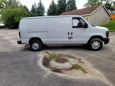 Used 2011 Ford E-350 and Econoline 350 Super Duty w/ Commercial Cargo Van Pkg image 2