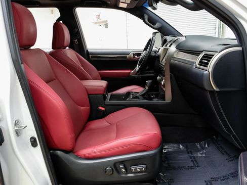 Used 2021 Lexus GX 460 Premium w/ Premium Plus Package image 34