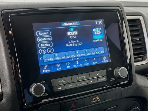 Used 2022 Nissan Frontier SV AWD/4WD image 13