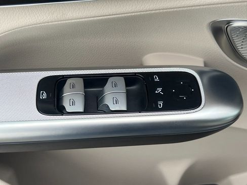 New 2026 Mercedes-Benz GLC 300 4MATIC image 15