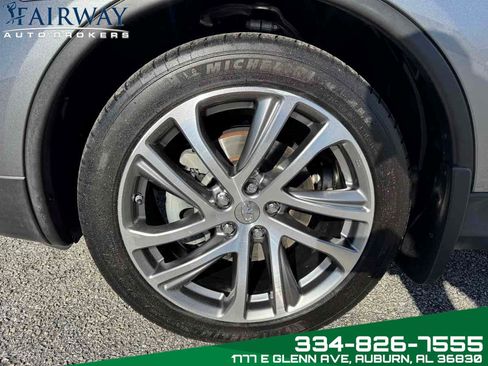 Used 2017 INFINITI QX50 2WD w/ Deluxe Touring Package image 31