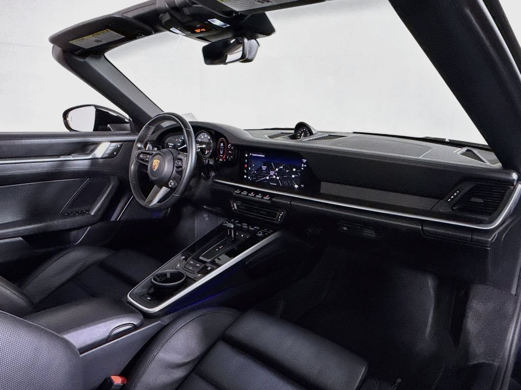 Certified 2022 Porsche 911 Carrera RWD image 17