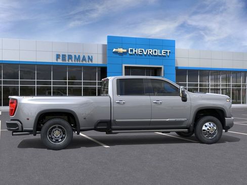 New 2026 Chevrolet Silverado 3500 High Country w/ Technology Package AWD/4WD image 6
