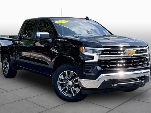 Used 2023 Chevrolet Silverado 1500 LT AWD/4WD image 3
