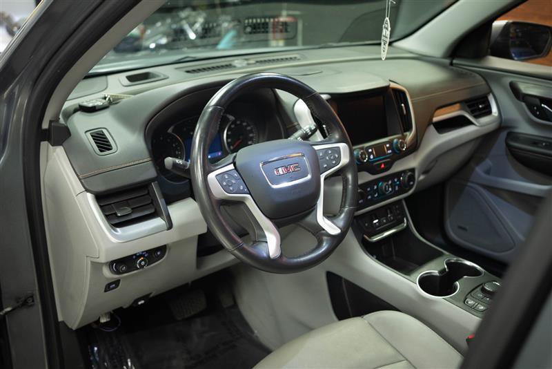 Used 2020 GMC Terrain SLT w/ Preferred Package FWD image 9