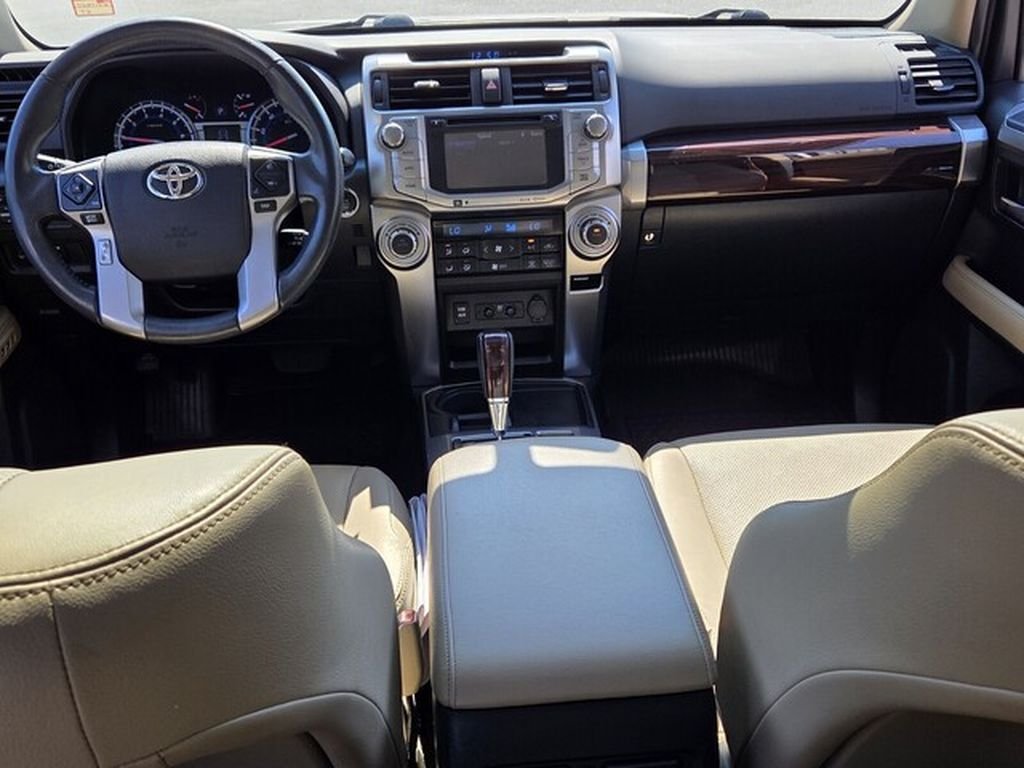 Used 2018 Toyota 4Runner Limited RWD image 10