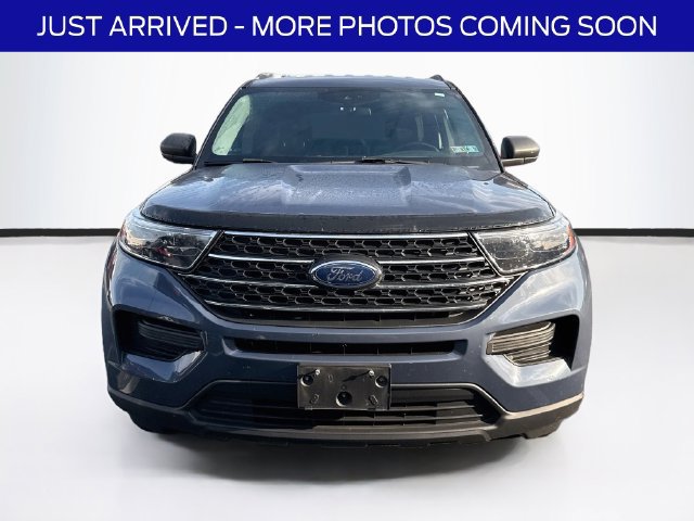 Used 2021 Ford Explorer XLT AWD/4WD image 2