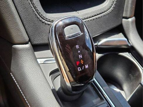 Certified 2023 Cadillac XT5 Premium Luxury FWD image 27