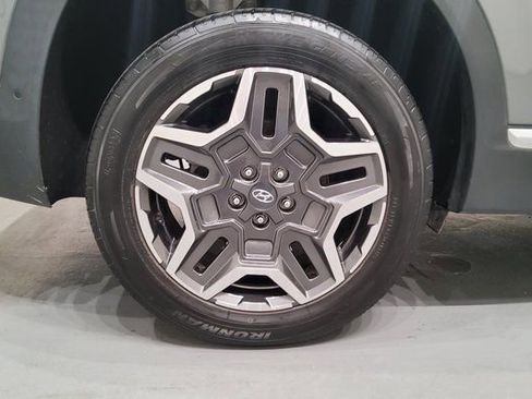 Used 2023 Hyundai Santa Fe Limited image 46