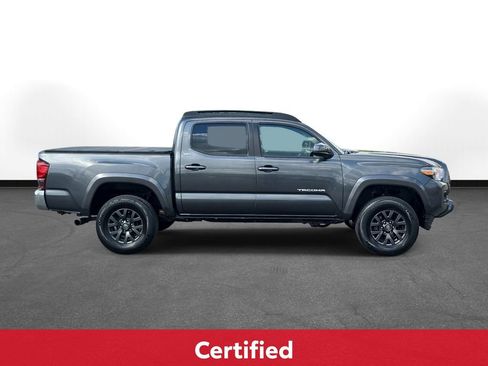 Certified 2023 Toyota Tacoma SR5 AWD/4WD image 5