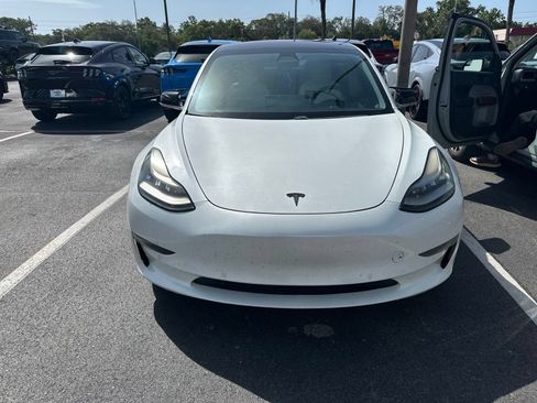 Used 2018 Tesla Model 3 Long Range AWD/4WD image 3
