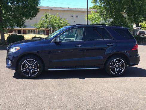 Used 2018 Mercedes-Benz GLE 350 4MATIC image 3