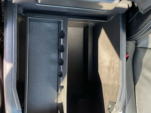 Used 2019 Ford F150 Lariat w/ FX4 Off-Road Package image 41