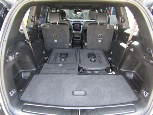 Used 2024 Jeep Grand Cherokee L Altitude image 34