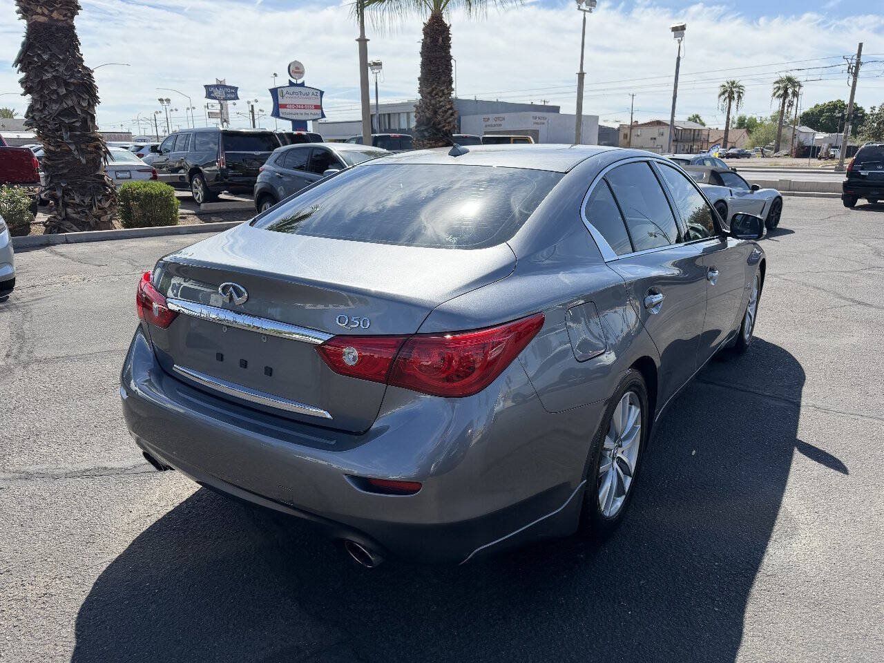 Used 2015 INFINITI Q50 Premium w/ Navigation Package RWD image 4