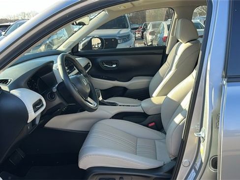 Used 2026 Honda HR-V EX-L image 9