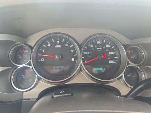 Used 2012 Chevrolet Silverado 3500 W/T RWD image 27