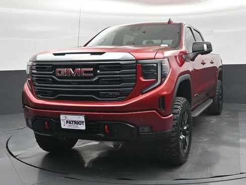 Used 2024 GMC Sierra 1500 AT4 w/ Technology Package AWD/4WD image 34