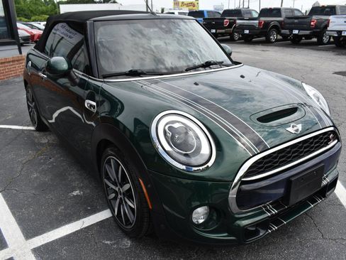 Used 2018 MINI Cooper S FWD image 4