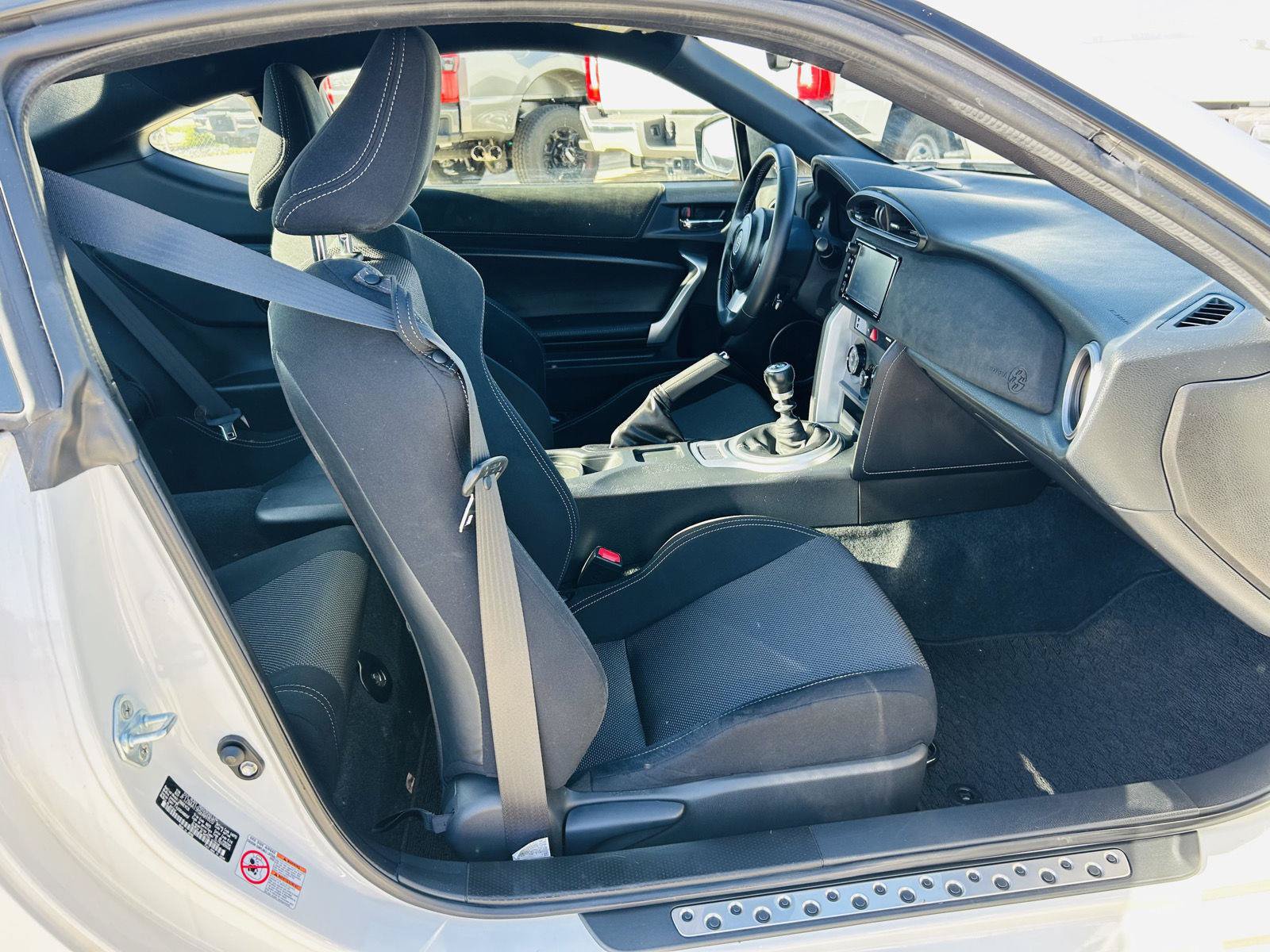 Used 2017 Toyota 86 RWD image 22
