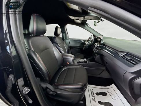 Certified 2024 Ford Escape ST-Line image 25