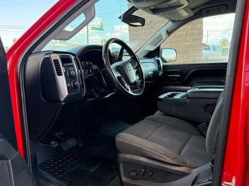 Used 2018 Chevrolet Silverado 1500 LT w/ All Star Edition image 36