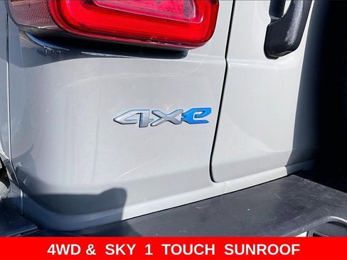 Used 2023 Jeep Wrangler Unlimited Sahara w/ Cold Weather Group image 22