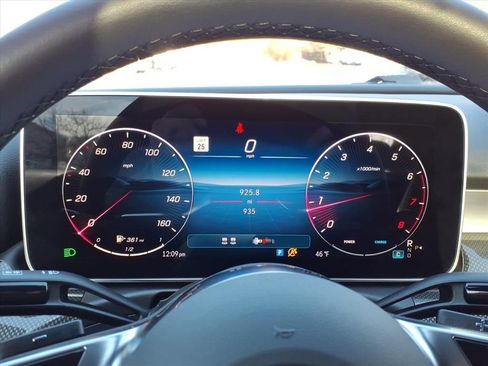 Certified 2024 Mercedes-Benz CLE 300 4MATIC Coupe image 23