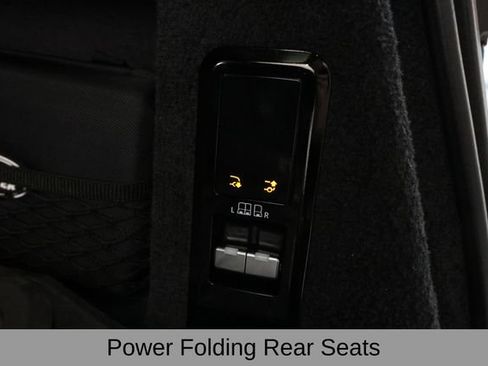Used 2024 Land Rover Range Rover Sport SE AWD/4WD image 29