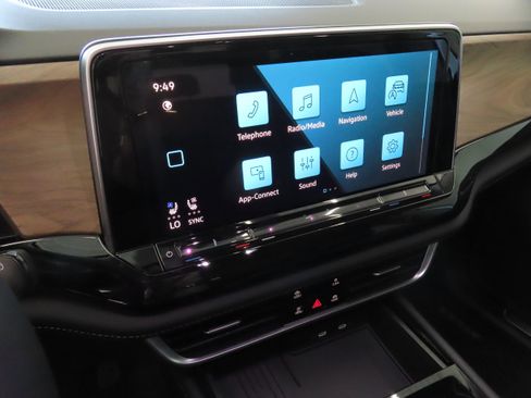 New 2026 Volkswagen Atlas SE image 17