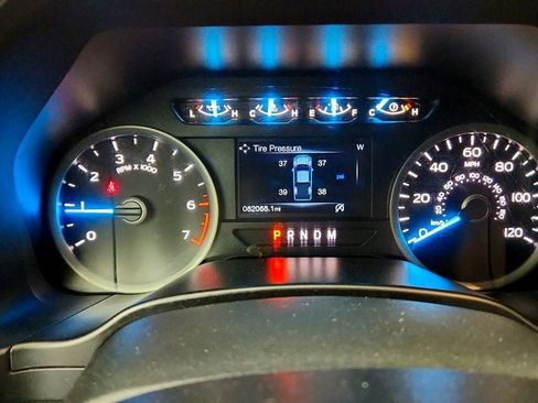 Used 2019 Ford F150 XLT w/ Equipment Group 302A Luxury AWD/4WD image 14