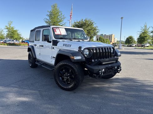Used 2021 Jeep Wrangler Unlimited Sport AWD/4WD image 2