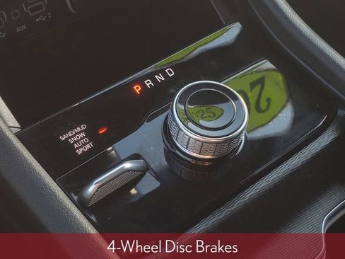 Used 2025 Jeep Grand Cherokee Limited w/ Black Appearance Package image 37