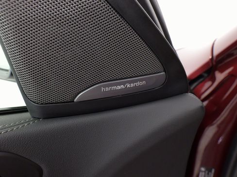 Used 2025 BMW X6 xDrive40i image 42