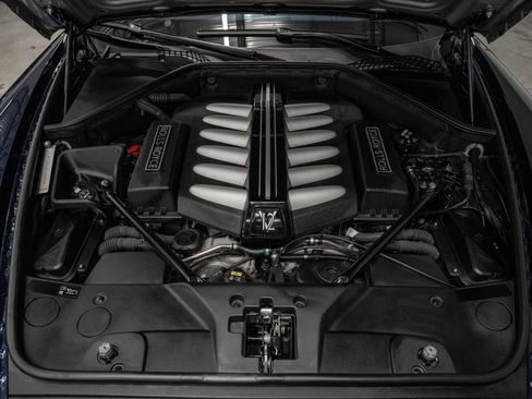 Used 2020 Rolls-Royce Ghost RWD image 11