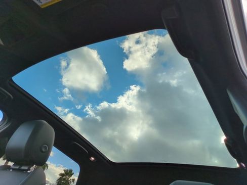 Used 2025 Land Rover Discovery Sport Dynamic SE image 20