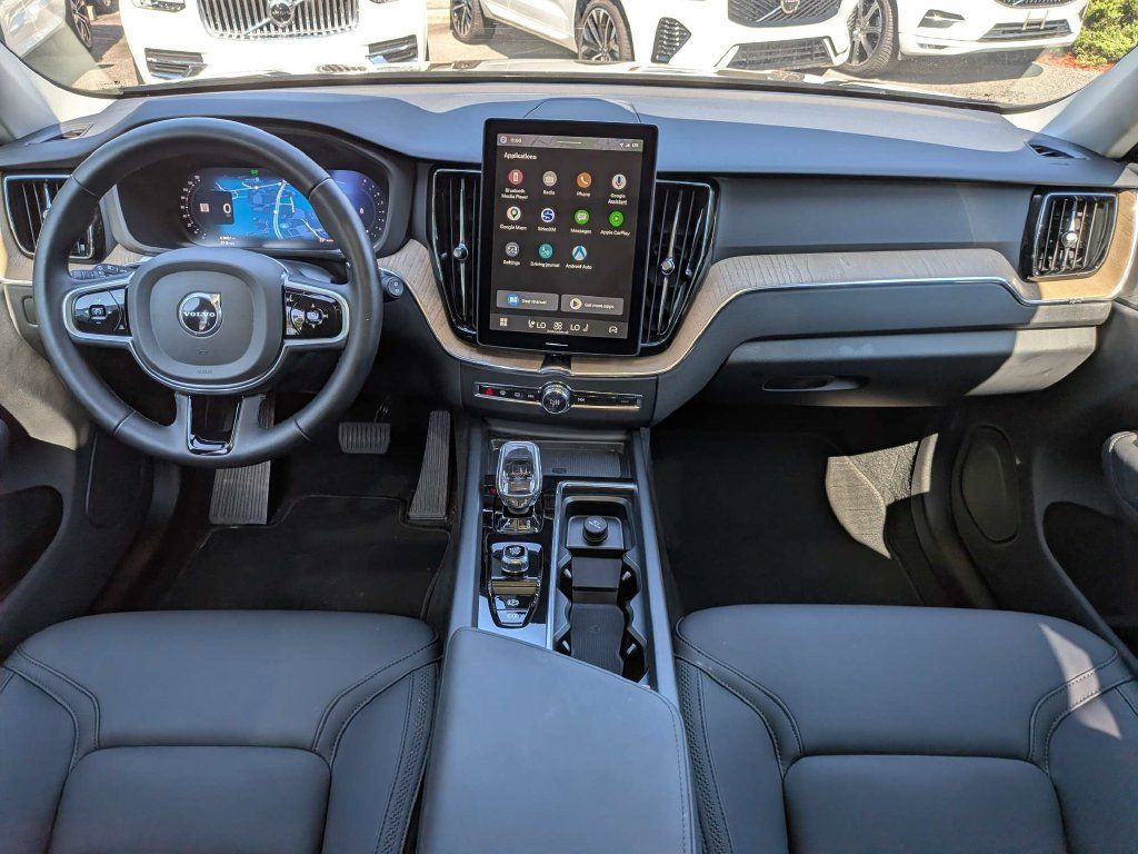 Certified 2026 Volvo XC60 B5 Plus AWD/4WD image 15