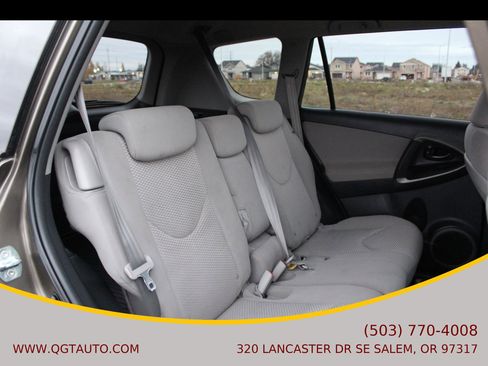 Used 2011 Toyota RAV4 4WD w/ Upgrade Value Pkg image 16